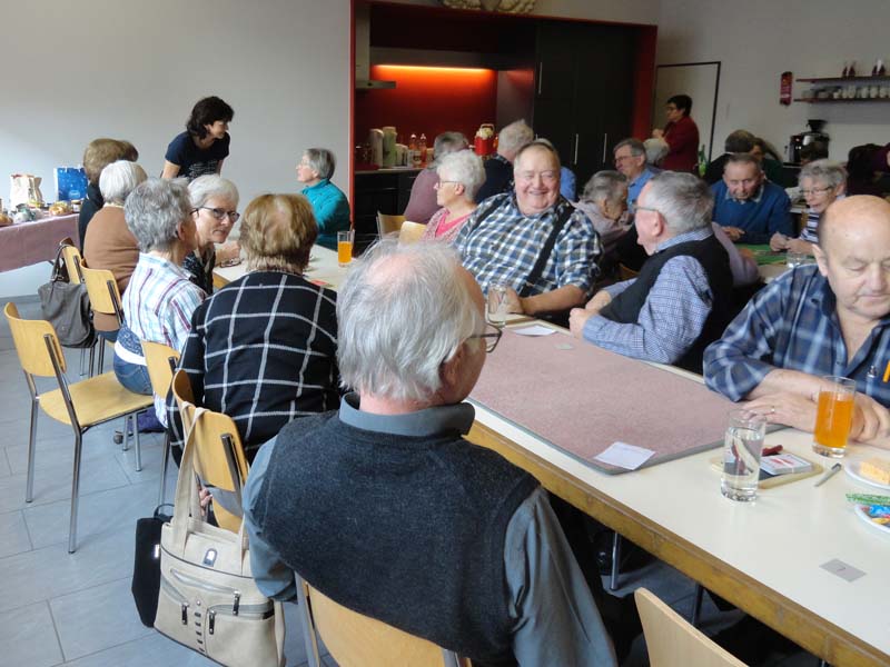 Kirche-Ennetmoos-Spielenachmittag-Senioren-07