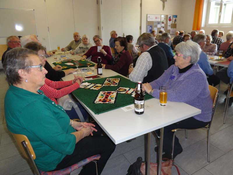 Kirche-Ennetmoos-Spielenachmittag-Senioren-09