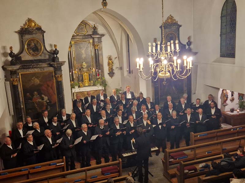 Adventskonzert-Maennerchor-Stans-2024-11-30