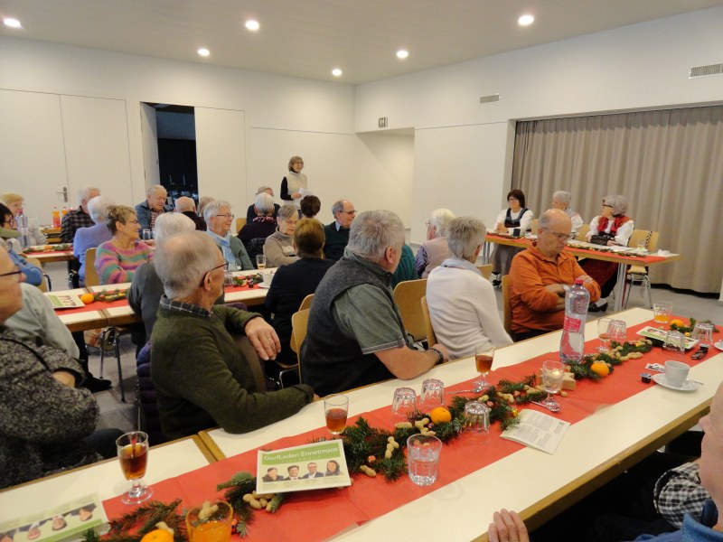 Kirche-Ennetmoos-Senioren-Unterhaltung-2025-11-27-02